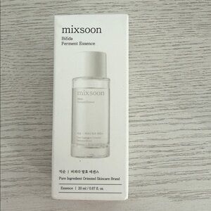 $5/$25 Beauty Bundle
Mixsoon Bifida Ferment Essence